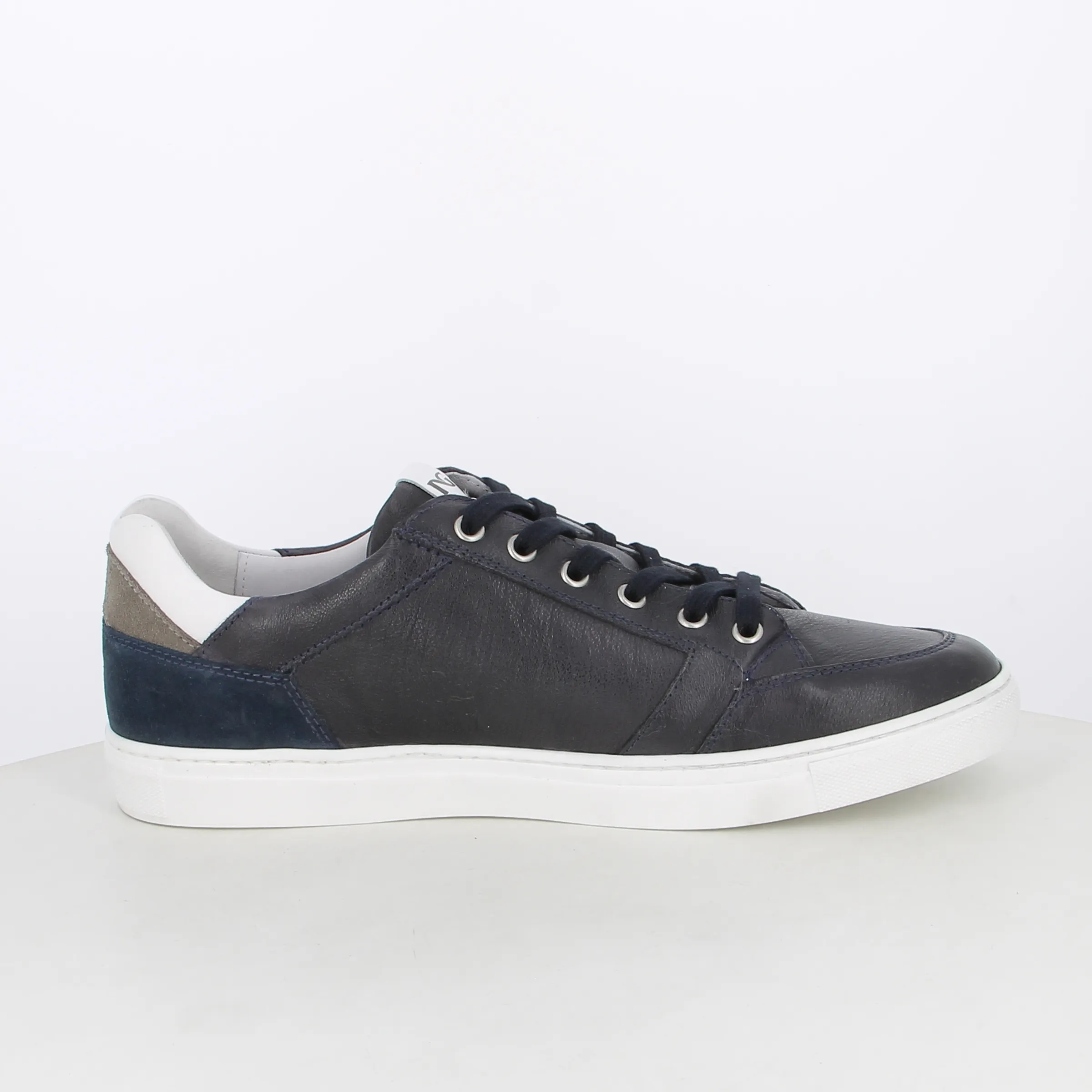 -----NeroGiardini -----Sneakers da uomo E400210U ----