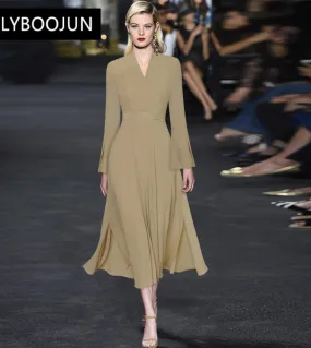 Abiti da donna 2023 Elegante design di lusso di alta qualità Primavera con scollo a V Manica svasata Office Lady Solid Pieghetta