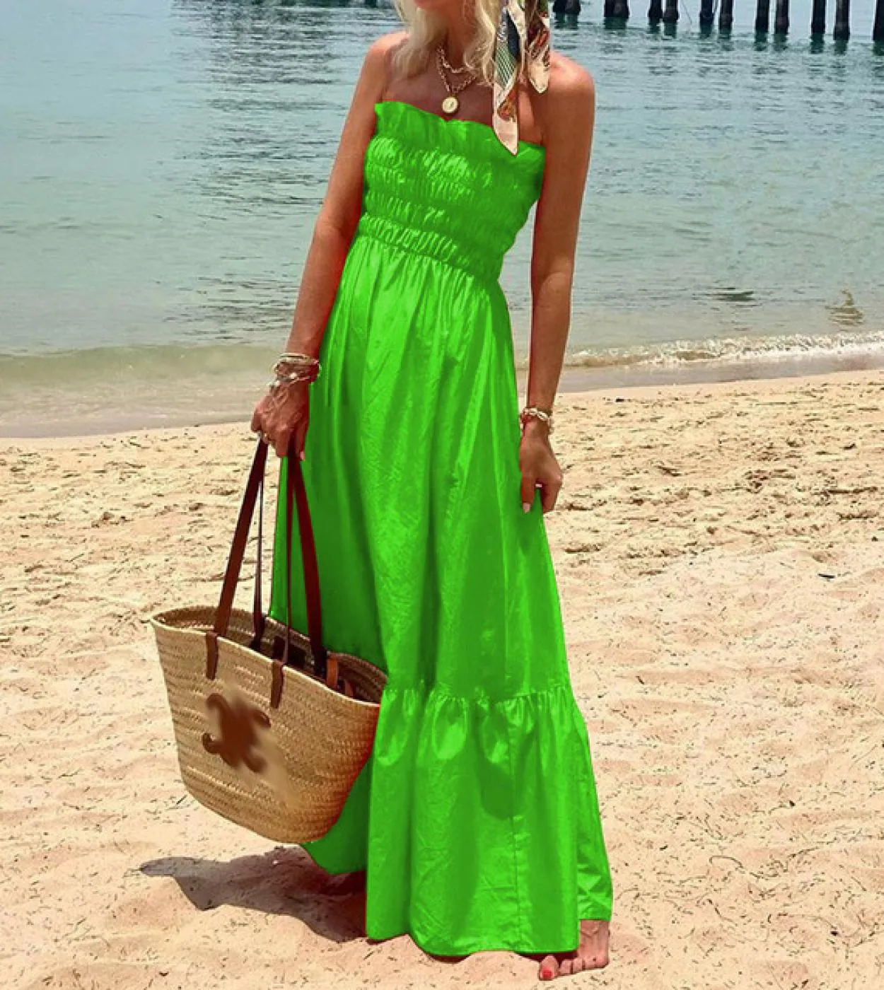 Abito da spiaggia con orlo largo alla moda in vita elastica Abito da donna elegante con spalle scoperte Vestito da festa solido