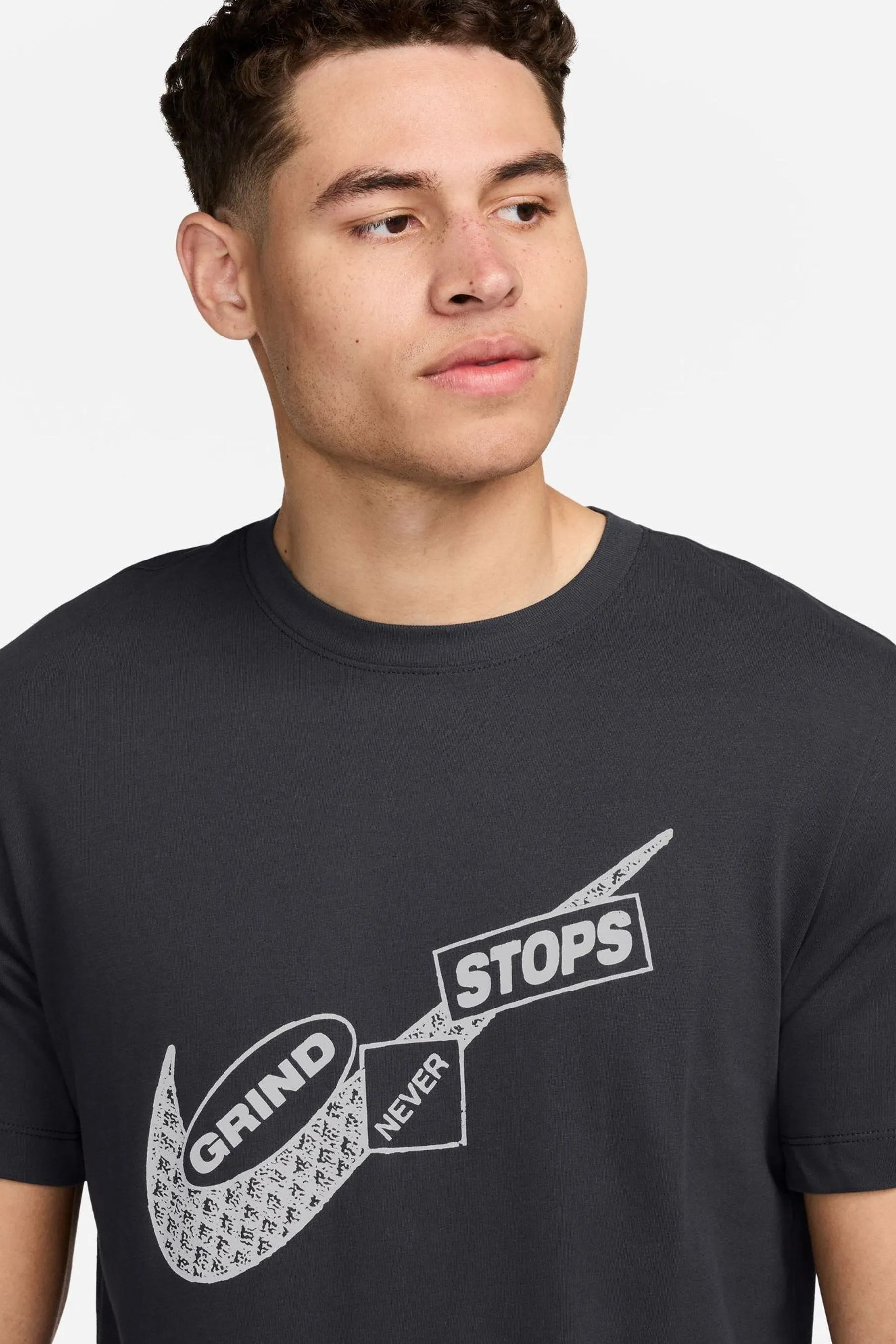 Nike - T-shirt Dri-FIT da allenamento    