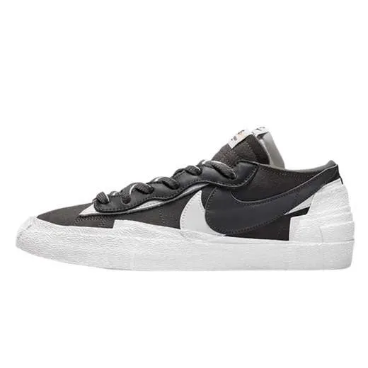 Nike  ---------    ------------ blazer low sacai iron grey - grigio