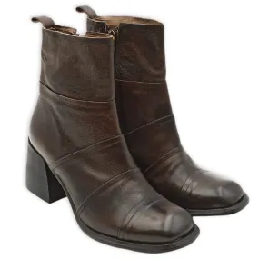 Stivaletto in pelle donna tacco medio History541 NIKI 09 DAVIS MUD
